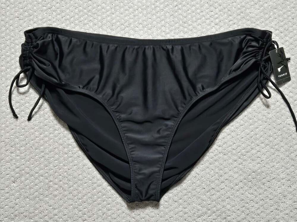 Torrid Black Cinch Bikini Swim Bottoms Size 4 New